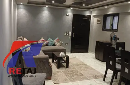 Apartment - 2 Bedrooms - 1 Bathroom for rent in Hassan Mahmoud St. - Ard El Golf - Heliopolis - Masr El Gedida - Cairo