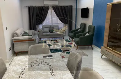 Apartment - 3 Bedrooms - 2 Bathrooms for rent in American University Housing District - 5th Settlement Compounds - The 5th Settlement - New Cairo City - Cairo