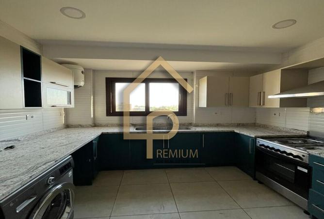 8011553 - Property Image 2