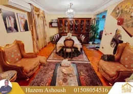 شقة - 4 غرف نوم - 2 حمامات للبيع في شارع ابو قير - جليم - حي شرق - الاسكندرية