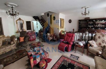 Duplex - 3 Bedrooms - 2 Bathrooms for sale in Al Nasr St. - El Laselky - New Maadi - Hay El Maadi - Cairo