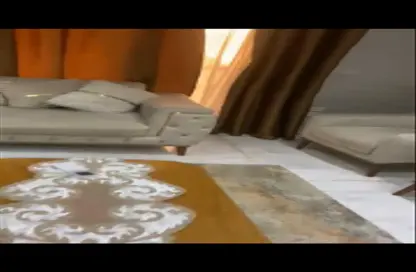 شقة - 3 غرف نوم - 3 حمامات للايجار في شارع محمد حسنين هيكل - المنطقة السادسة - مدينة نصر - القاهرة