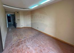 Apartment - 2 bedrooms for للبيع in Al Hilton St. - Smouha - Hay Sharq - Alexandria