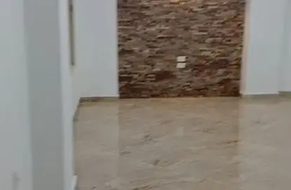 شقة - 3 غرف نوم - 3 حمامات للايجار في شارع 100 - الفيروز - الحي العاشر - الشيخ زايد - الجيزة