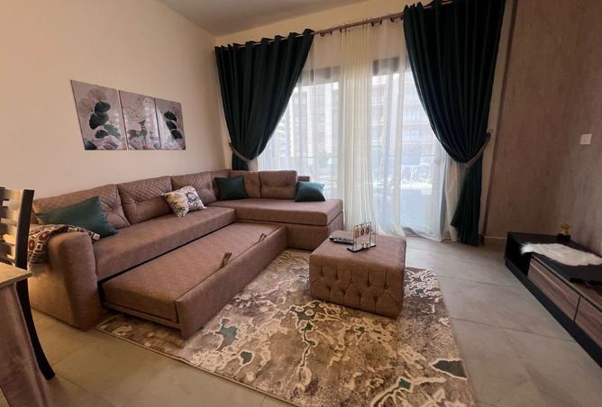 8205034 - Property Image 2