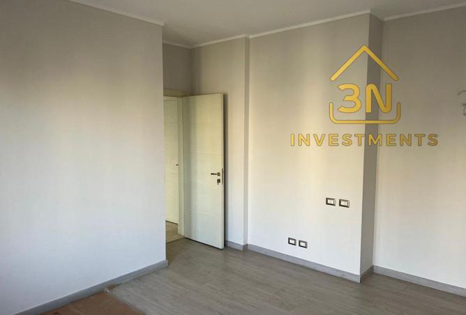 7851786 - Property Image 3