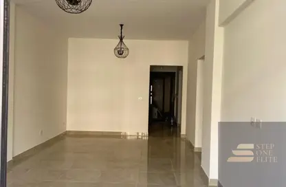 Apartment - 3 Bedrooms - 2 Bathrooms for sale in Moon Residences - Fifth Square - The 5th Settlement - New Cairo City - Cairo