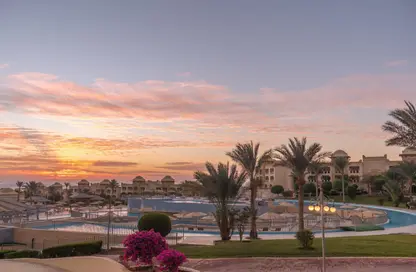 Chalet - 2 Bedrooms - 2 Bathrooms for sale in Makadi Resort - Makadi - Hurghada - Red Sea