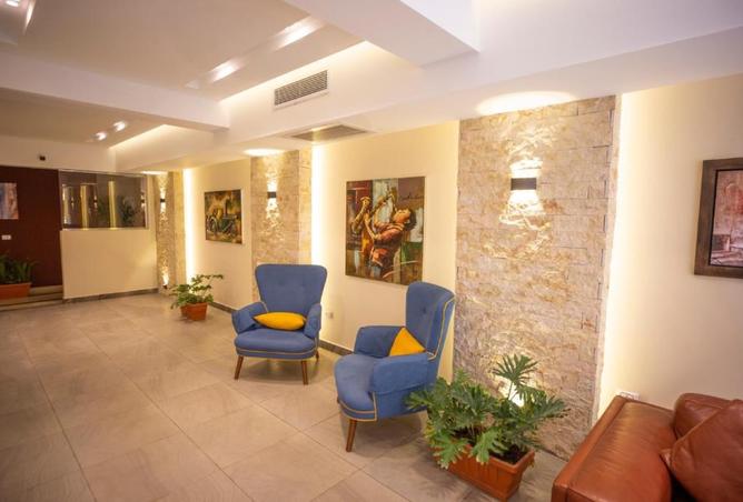 8099590 - Property Image 3