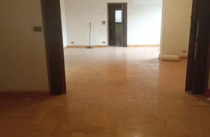 Apartment - 2 Bedrooms - 1 Bathroom for sale in Al Merghany St. - Ard El Golf - Heliopolis - Masr El Gedida - Cairo