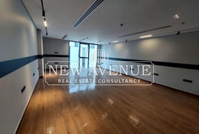 8046121 - Property Image 3