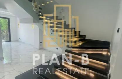 تاون هاوس - 5 غرف نوم - 4 حمامات للايجار في 6 ويست - بيفرلي هيلز - كمبوندات الشيخ زايد - الشيخ زايد - الجيزة