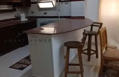 شقة - 3 غرف نوم - 1 حمام للايجار في الحي الاول - الشيخ زايد - الجيزة