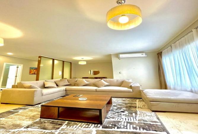 8300880 - Property Image 2