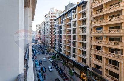 Apartment - 3 Bedrooms - 2 Bathrooms for sale in Mohamed Bahaa Al Din Al Ghouri St. - Smouha - Hay Sharq - Alexandria