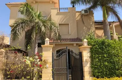 Villa - 5 Bedrooms - 4 Bathrooms for sale in Etapa - Sheikh Zayed Compounds - Sheikh Zayed City - Giza