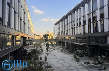 Office Space - Studio - 2 Bathrooms for rent in Park St. - Ring Road - The 5th Settlement - New Cairo City - Cairo