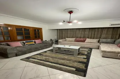 Apartment - 3 Bedrooms - 2 Bathrooms for sale in Palestine St. - New Maadi - Hay El Maadi - Cairo