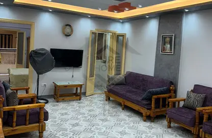 شقة - 2 غرف نوم - 1 حمام للبيع في شارع ابن نوفل - سيدي جابر - حي شرق - الاسكندرية