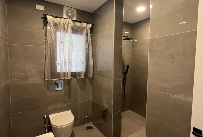 8303950 - Property Image 3