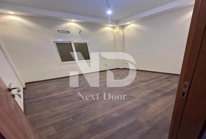 8175694 - Property Image 3