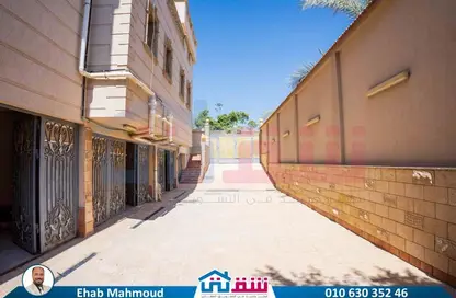 قصر - 8 غرف نوم - 8 حمامات للبيع في كينج مريوط - حي العامرية - الاسكندرية