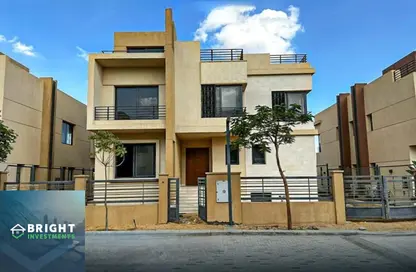 Villa - 5 Bedrooms - 6 Bathrooms for sale in Alma - 2nd District - Sheikh Zayed City - Giza