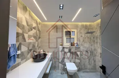 شقة - 3 غرف نوم - 2 حمامات للبيع في حي المعادي - القاهرة