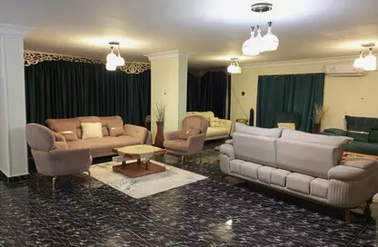 شقة - 4 غرف نوم - 3 حمامات للايجار في شارع انس ابن مالك - المهندسين - الجيزة