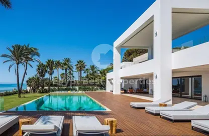 Villa - 5 Bedrooms - 6 Bathrooms for sale in Almaza Bay - Qesm Marsa Matrouh - North Coast