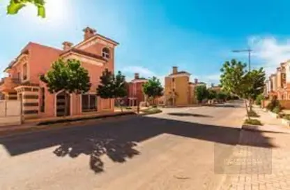منزل مزدوج - 5 غرف نوم - 5 حمامات للبيع في نيوم اكتوبر - التوسعات الشمالية - مدينة 6 أكتوبر - الجيزة