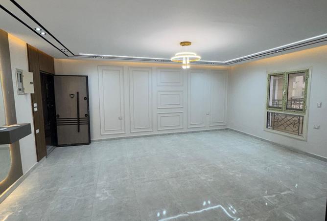 8083723 - Property Image 3
