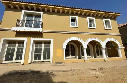 Villa - 6 Bedrooms - 5 Bathrooms for sale in The Residences - Hyde Park - New Cairo City - Cairo