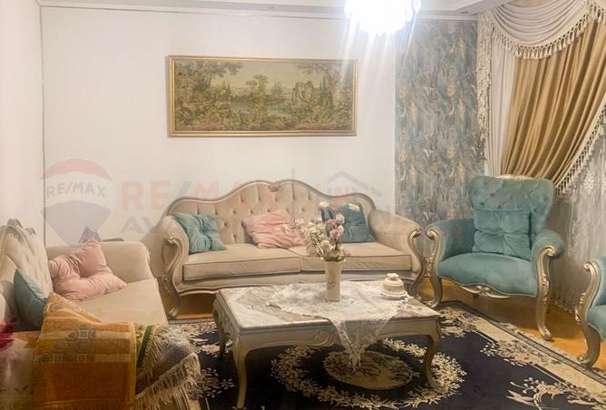 8371065 - Property Image 2