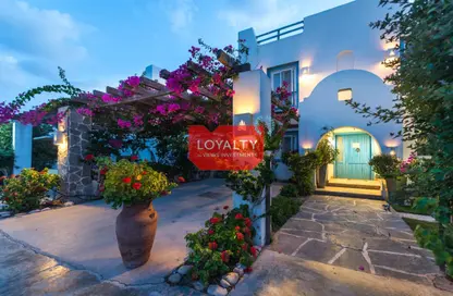 Chalet - 2 Bedrooms - 2 Bathrooms for sale in Mountain View - Ras Al Hekma - North Coast