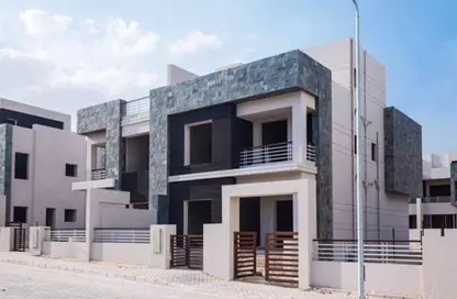 Townhouse - 3 Bedrooms - 3 Bathrooms for sale in Al Karma Gates - New Zayed City - Sheikh Zayed City - Giza