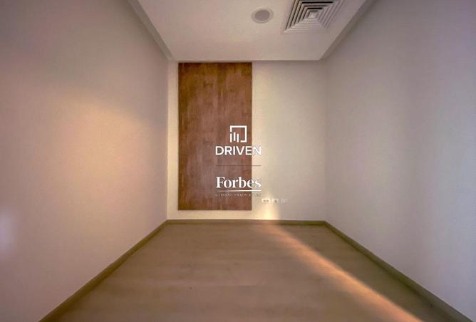 8022377 - Property Image 3