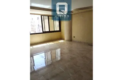Apartment - 3 Bedrooms - 2 Bathrooms for sale in Al Esraa St. - El Mearag City - Zahraa El Maadi - Hay El Maadi - Cairo
