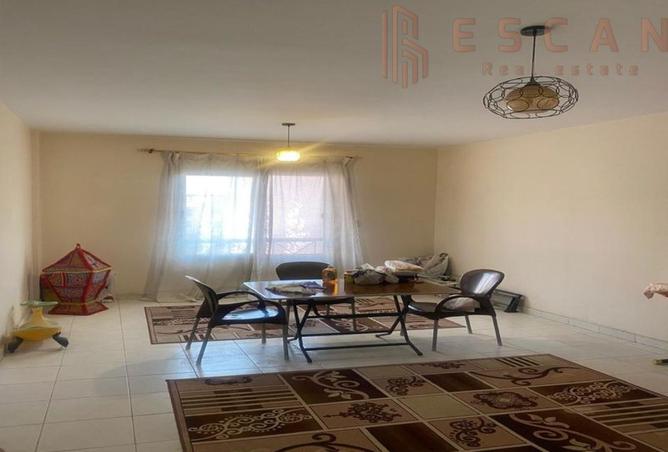 8371729 - Property Image 2