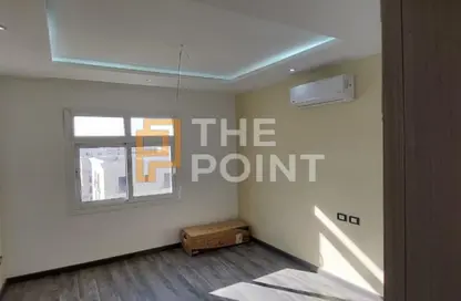 Apartment - 3 Bedrooms - 2 Bathrooms for sale in Hyde Park - New Cairo City - Cairo
