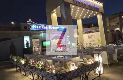 Cafeteria - Studio - 2 Bathrooms for sale in Stella Marina - Al Alamein - North Coast