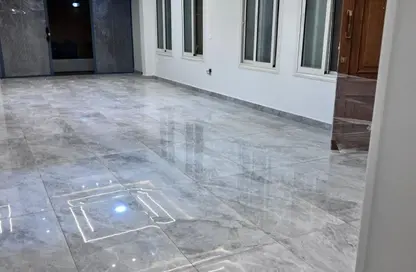 Duplex - 4 Bedrooms - 4 Bathrooms for rent in Mohamed Hussein Mahmoud St. - Area E - Ganoob El Acadimia - New Cairo City - Cairo