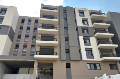 Apartment - 2 Bedrooms - 2 Bathrooms for sale in Swan Lake Residence - 5th Settlement Compounds - The 5th Settlement - New Cairo City - Cairo