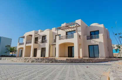 Chalet - 2 Bedrooms - 3 Bathrooms for sale in Makadi Orascom Resort - Makadi - Hurghada - Red Sea