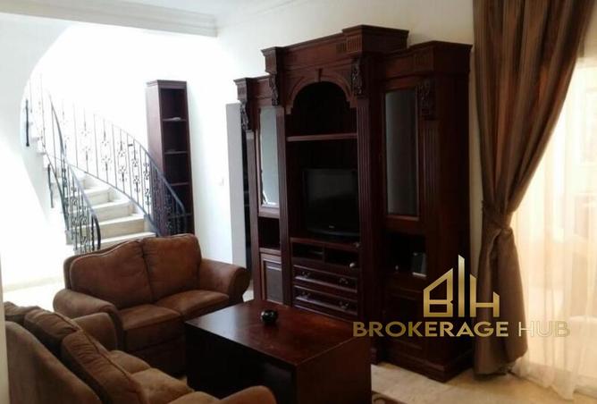 8274332 - Property Image 2