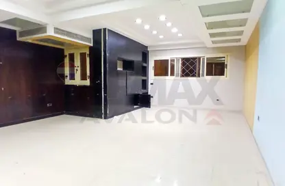 مساحات مكتبية - استوديو - 2 حمامات للايجار في سيدي بشر - حي اول المنتزة - الاسكندرية