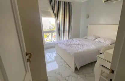 Chalet - 3 Bedrooms - 2 Bathrooms for sale in Mountain View - Ras Al Hekma - North Coast
