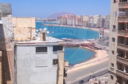 شقة - 3 غرف نوم - 1 حمام للبيع في ميامي - حي اول المنتزة - الاسكندرية