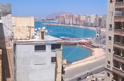 شقة - 3 غرف نوم - 1 حمام للبيع في ميامي - حي اول المنتزة - الاسكندرية