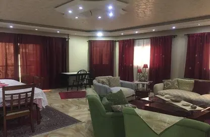 Apartment - 3 Bedrooms - 3 Bathrooms for rent in Zahraa El Maadi - Hay El Maadi - Cairo
